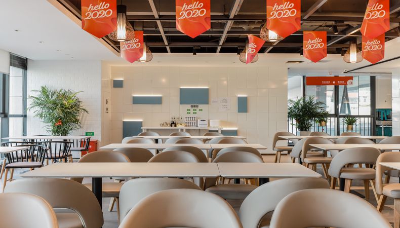 ��˹ά��˹9888(�й���)���޹�˾����